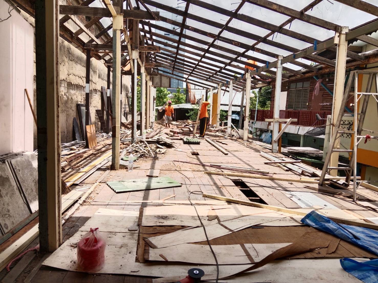 34 - https://อุทิตย์รับซื้อบ้านไม้เก่า.com | อุทิตย์รับซื้อบ้านไม้เก่า ให้ราคาสูงที่สุด รับซื้อไม้กอง โครงสร้างไม้เก่าทุกชนิด พร้อมทีมงานรื้อถอนมืออาชีพ ประเมินราคาฟรีถึงที่ทั่วประเทศ ติดต่อเราได้ทันที